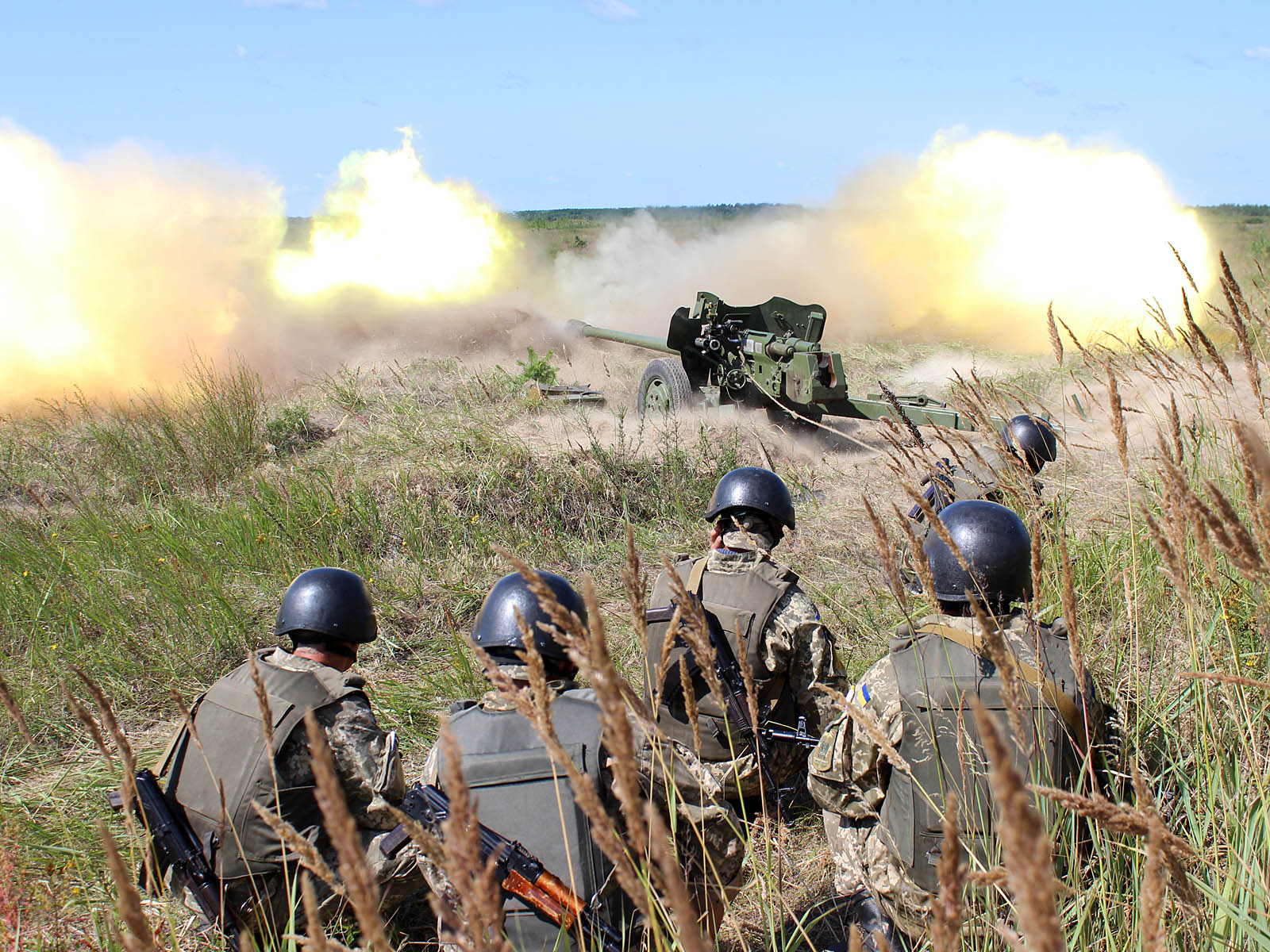 Артилеристи відстрілюються на військових полігонах Чернігівщини