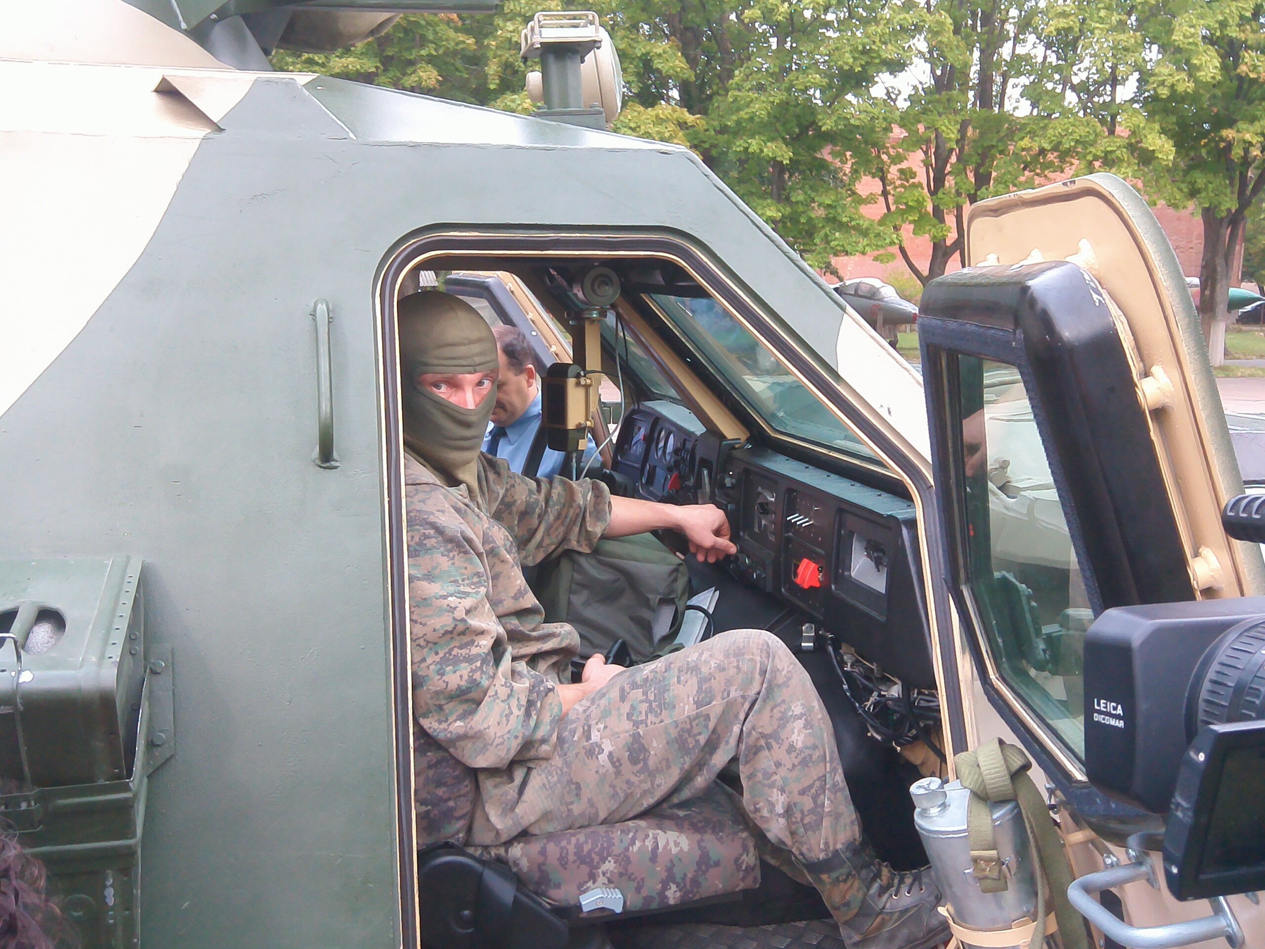 На Чернігівщині випробовують вертольоти, гранатомети і навіть «ГРАДи»