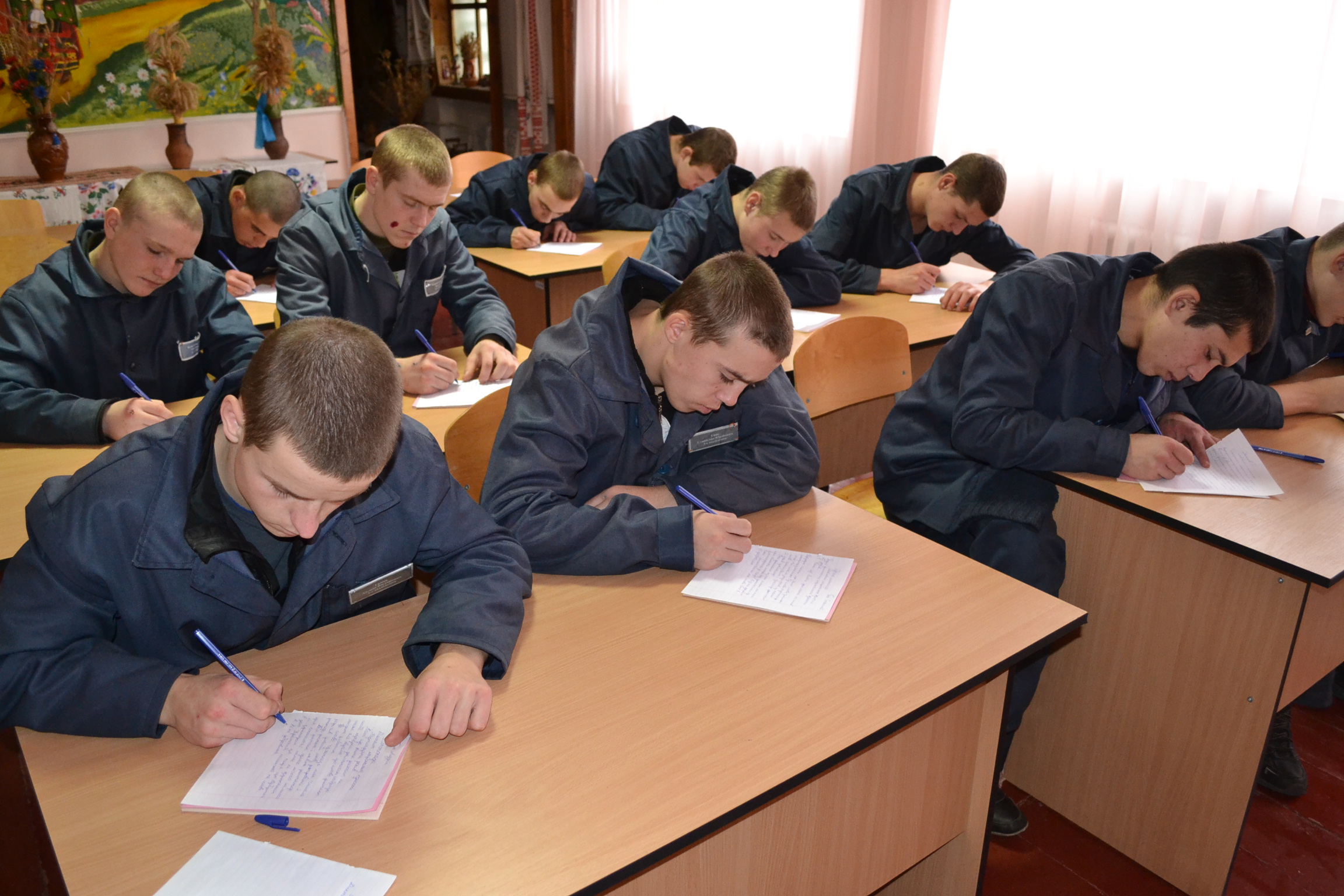 Осужденные Черниговщины написали Всеукраинский радиодиктант