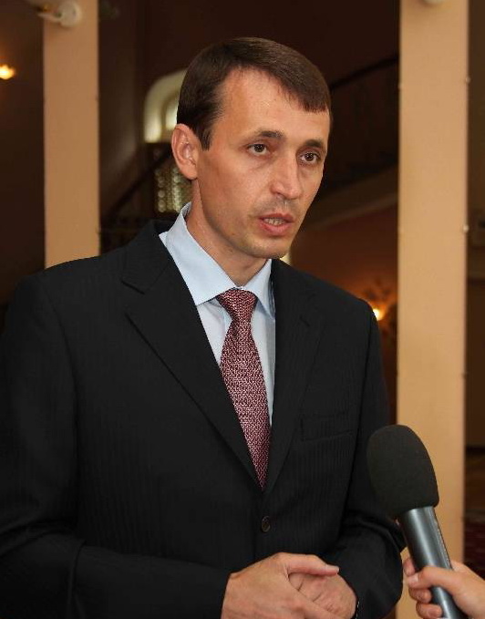 Валерій Дубіль: Президентська партія вибудовує на Чернігівщині свою вертикаль влади
