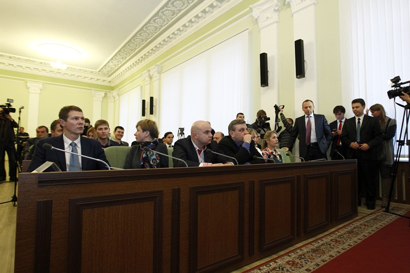 Депутати міськради підтримали підвищення зарплати посадовцям