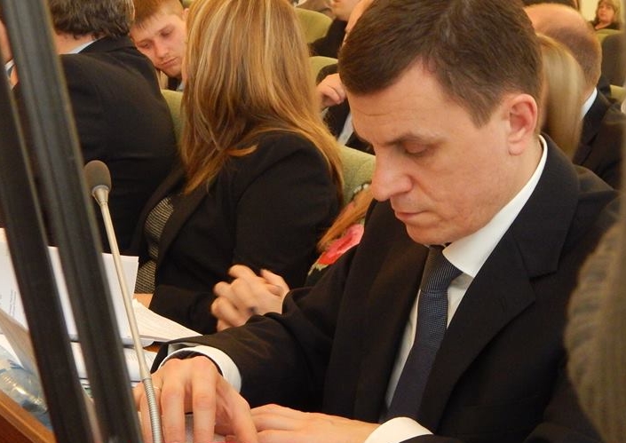 Городской совет ликвидировал постоянную комиссию Тарасовца 