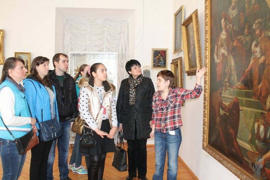 Діти з обмеженими можливостями відвідали Чернігівський художній музей ім.Галагана