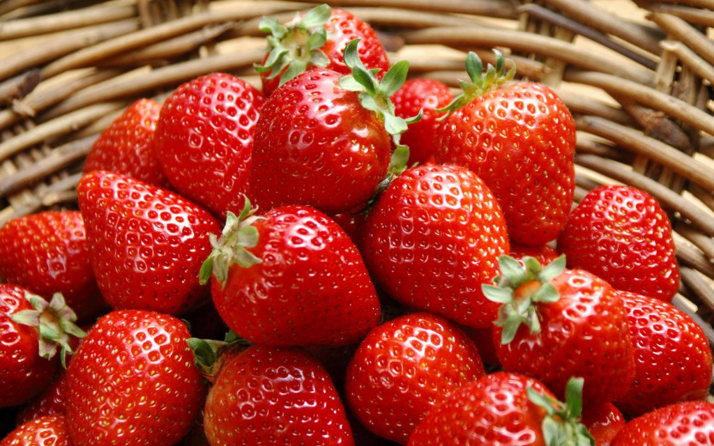 Клубника через Интернет: черниговчанке продали «виртуальные ягоды»