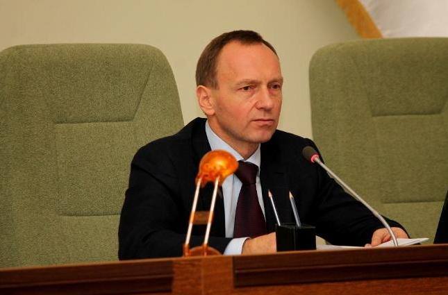 Мер Чернігова заплатив 425 грн штрафу за порушення ПДР