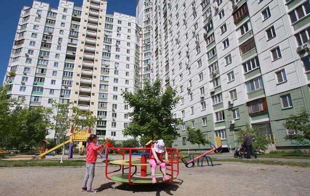 Ще три будинки в Чернігові передані на баланс ОСББ