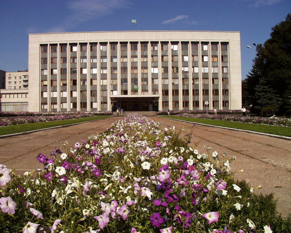 Депутаты облсовета требуют отставки руководителей Репкинской и Черниговской администраций