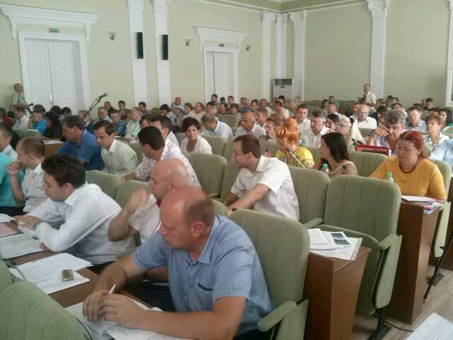 Депутаты «расширили» свой фонд до 200 тысяч гривен