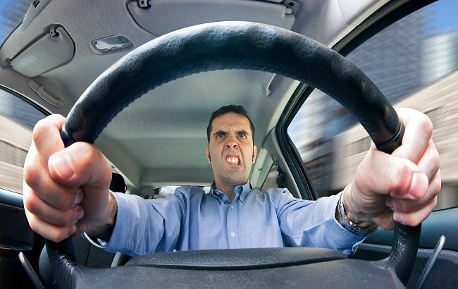 «Бабулю жалко»: поступок водителя черниговской маршрутки возмутил пользователей соцсети