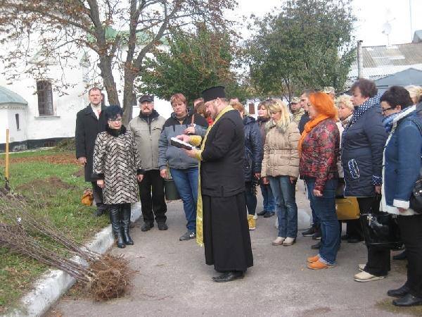 На Чернігівщині створили яблуневий сад для героїв АТО