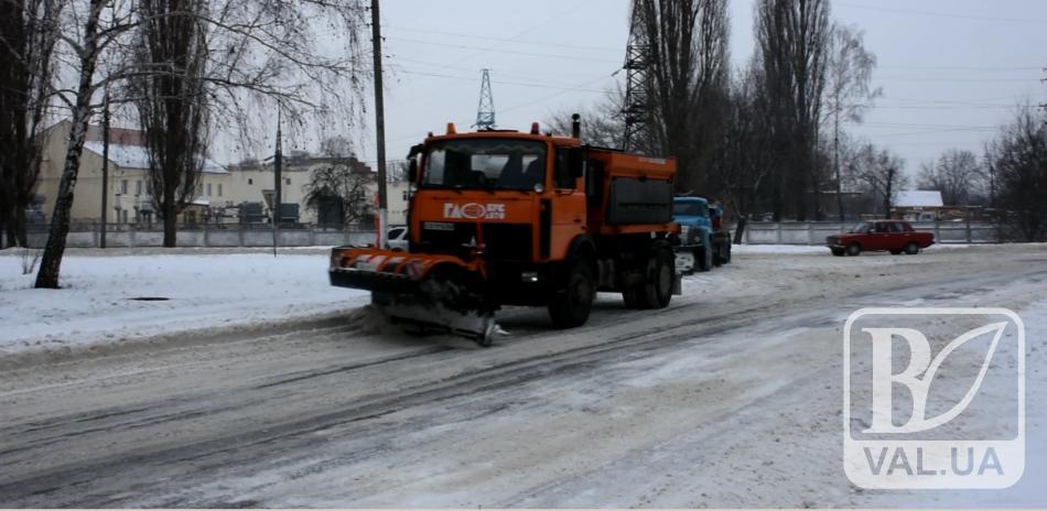 Чернигов чистится от снега гораздо лучше чем Киев, - начальник управления ЖКХ