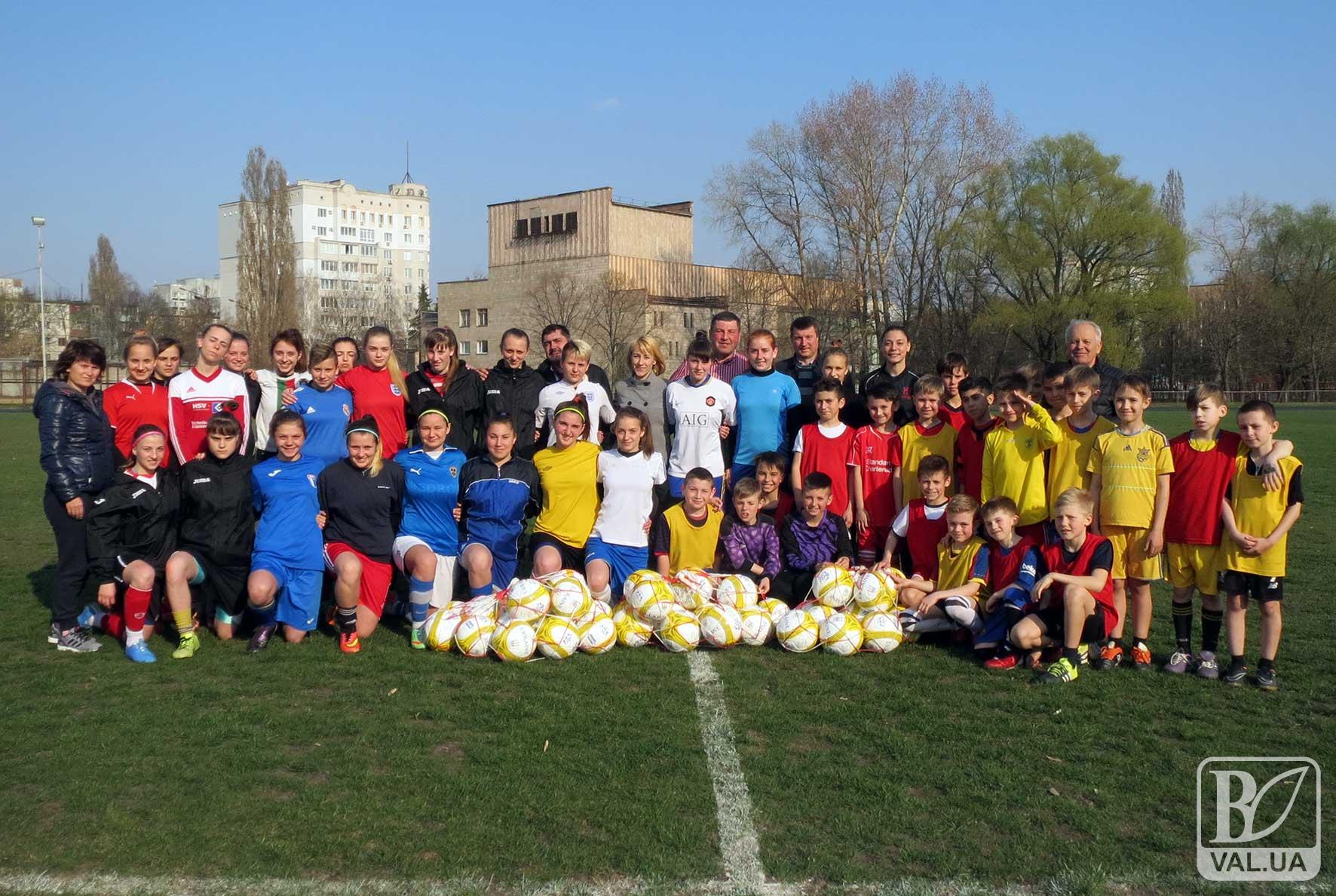 На Черниговщине реализуют программу развития детско-юношеского футбола 