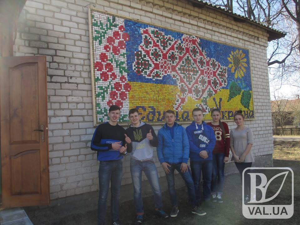 Холминская 5-метровая карта Украины из крышечек готова к фиксации рекорда Украины