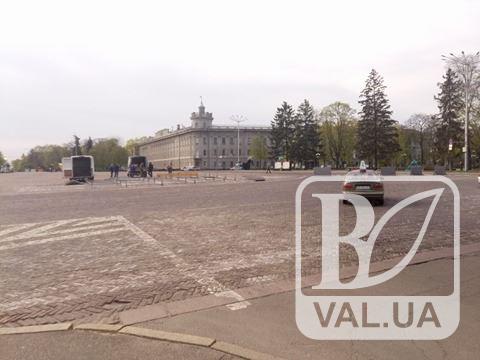 В Чернигове перекрыли Красную площадь