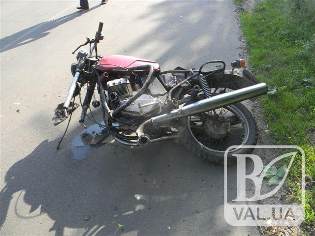 В Чернигове в результате ДТП пострадал мотоциклист