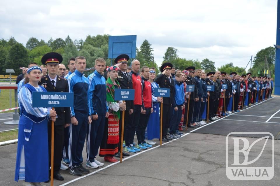 В Чернигове стартовал чемпионат Украины среди пожарных. ФОТО