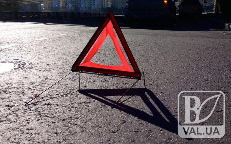 На Черниговщине пьяный водитель мопеда ночью сбил пешехода