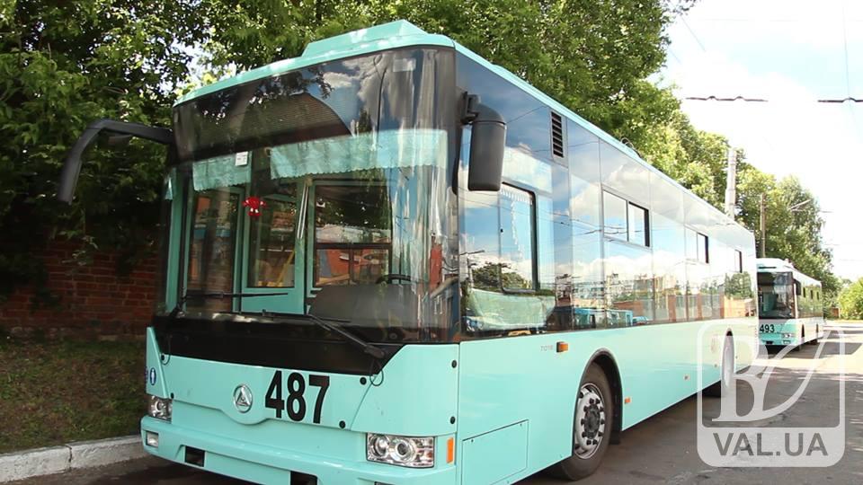 Чи залишать об’єднаний 9 маршрут та коли у Чернігові з’являться нові тролейбуси? ВІДЕО