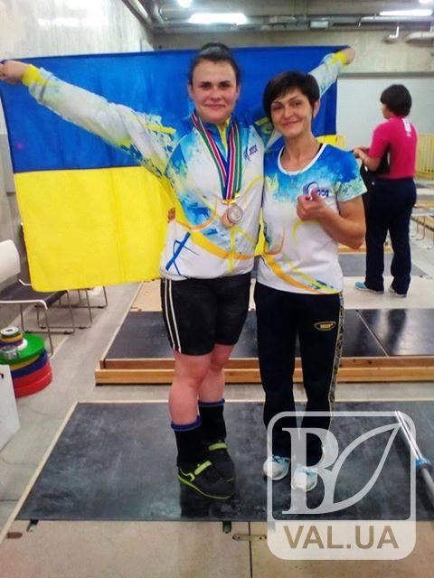 Черниговская тяжелоатлетка – призер Чемпионата Мира