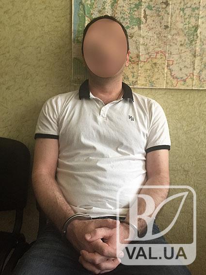 В Чернигове задержали иностранного мошенника, который находился в международном розыске