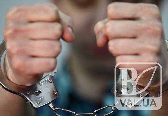 В Чернигове задержали серийного грабителя с "собственной фишкой"