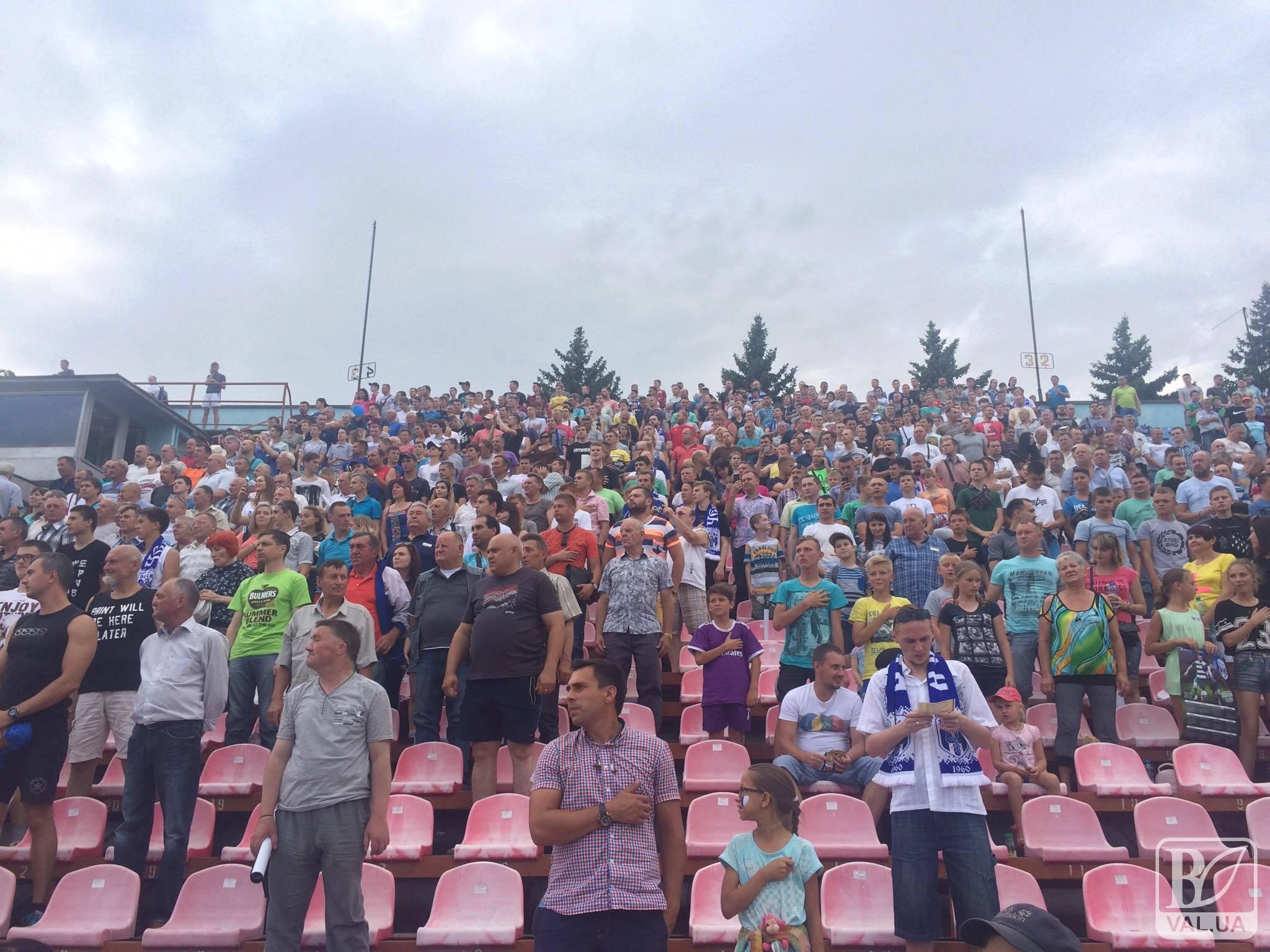 Чернігівська «Десна» зустрічається з «Балканами» на рідному стадіоні. ФОТО