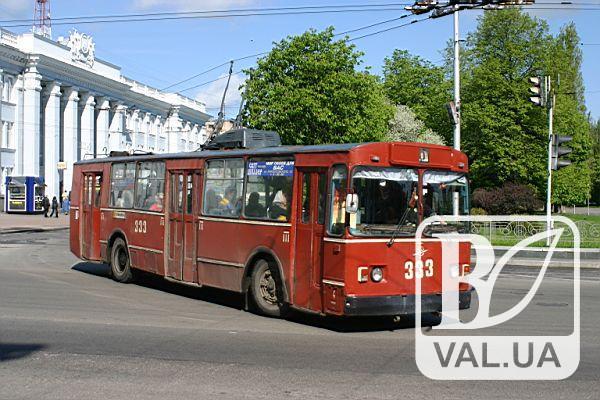 У чернігівських тролейбусах запровадять електронний квиток