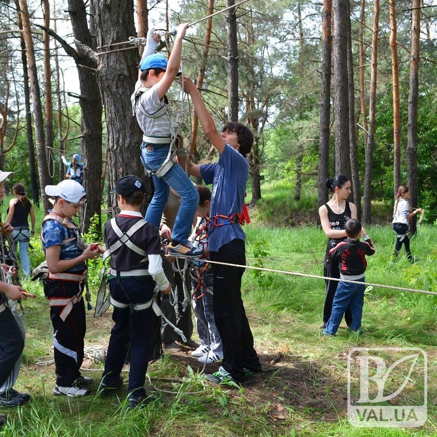 Черниговским детям предлагают устроить насыщенные спортивные каникулы 