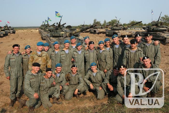 На Чернігівщині завершилися видовищні змагання на кращий танковий взвод Збройних Сил. ФОТО