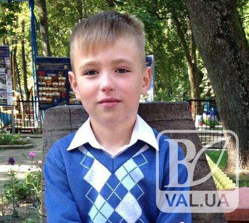 У Чернігові серед білого дня загубився 7-річний хлопчик. ФОТО