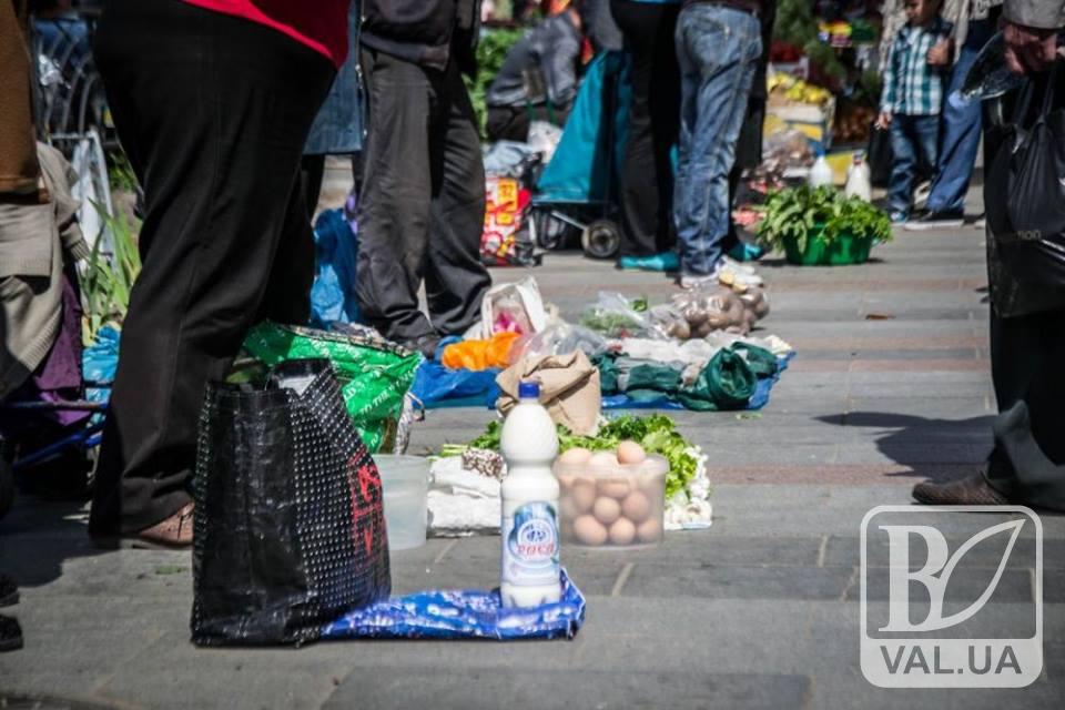 Черниговцы предлагают свой вариант борьбы с «стихийной торговлей» в городе