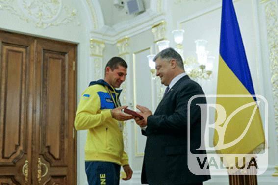 Чернігівський офіцер, призер «Ігор нескорених» отримав нагороду від Президента