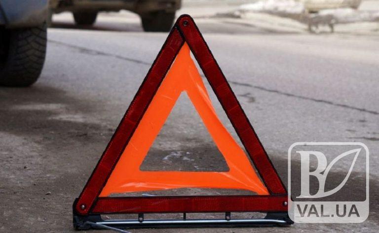 Смертельна ДТП на Чернігівщині: позашляховик позбавив життя двох людей