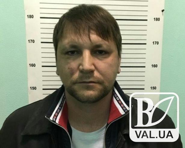 Маклюка, якого підозрюють у вбивстві інкасаторів на Чернігівщині, екстрадували до України