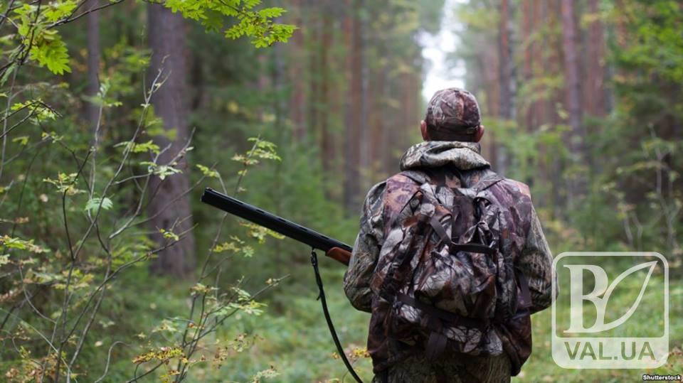 90 штрафів та 40 тисяч збитків – браконьєри активно тероризують ліса Чернігівщини