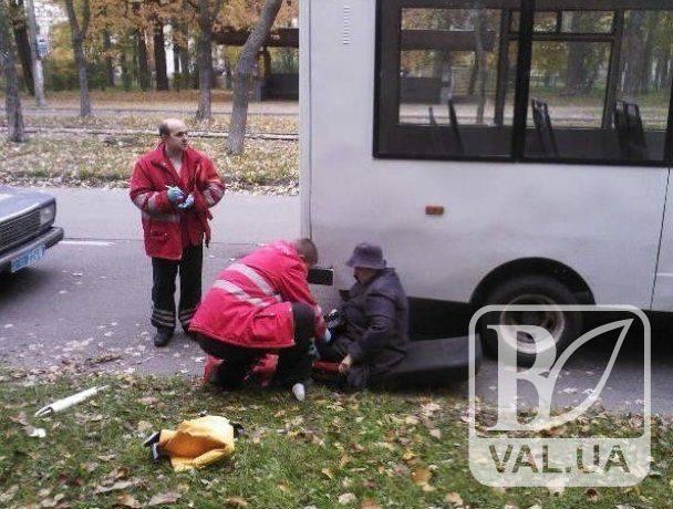 В Чернигове из маршрутки на ходу выпала пассажирка