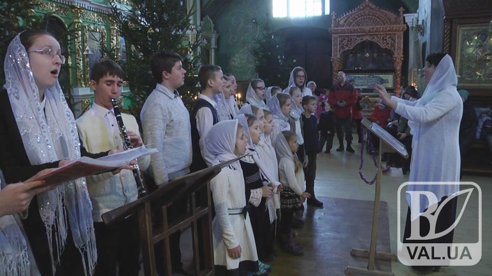  «Різдво Христово славимо»: у Чернігові відбувся сьомий щорічний  різдвяний концерт. ВІДЕО