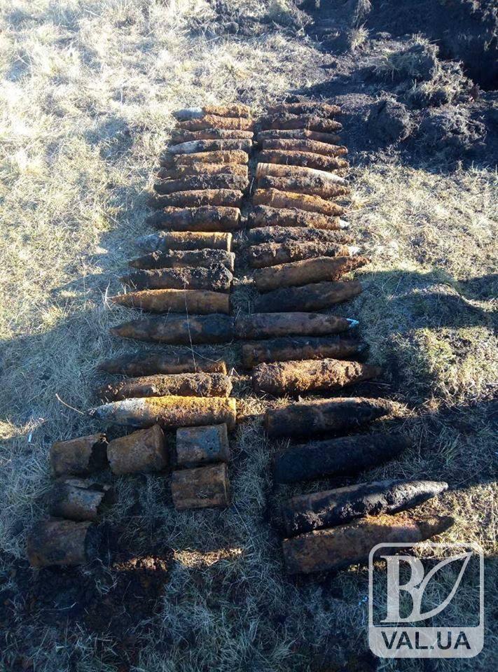 На Чернігівщині знайшли арсенал снарядів Другої світової війни 