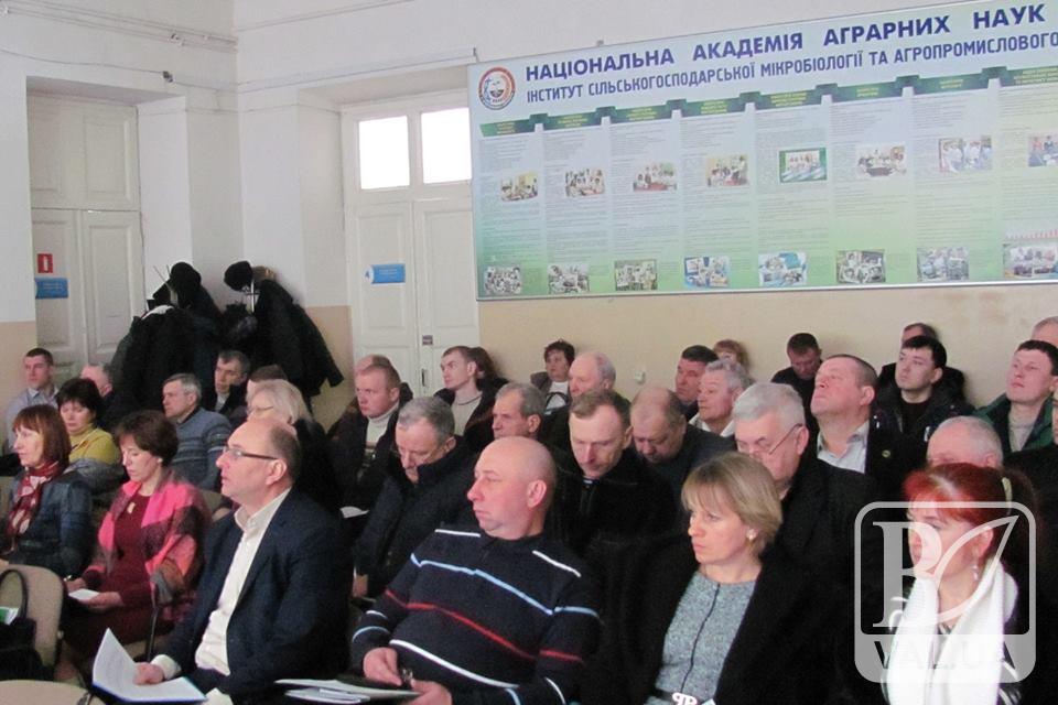 Сільгоспвиробникам Чернігівщини розповіли про сучасні технології вирощування рослин та державну підтримку агросектору