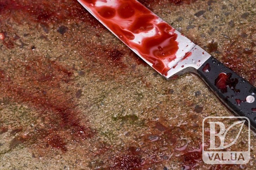 На Чернігівщині поліція затримала чоловіка, який «за чаркою» вбив односельця