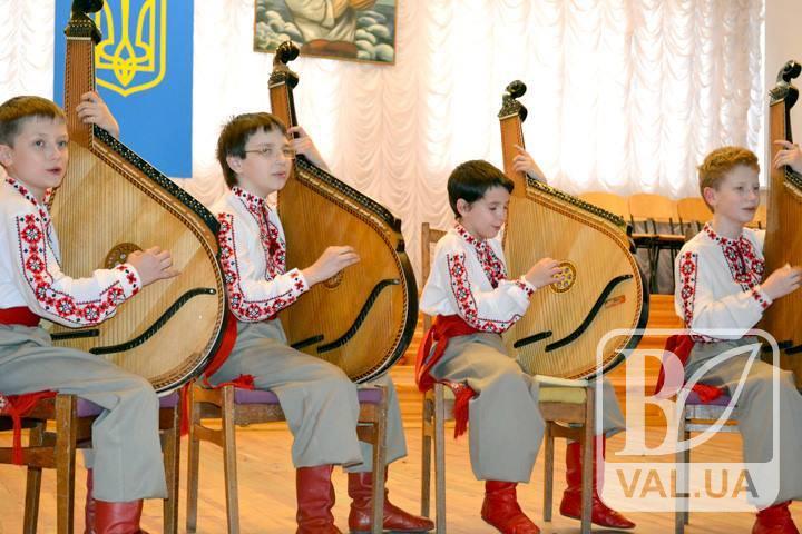 У Чернігові зберуться юні бандуристи з 10-ти областей України