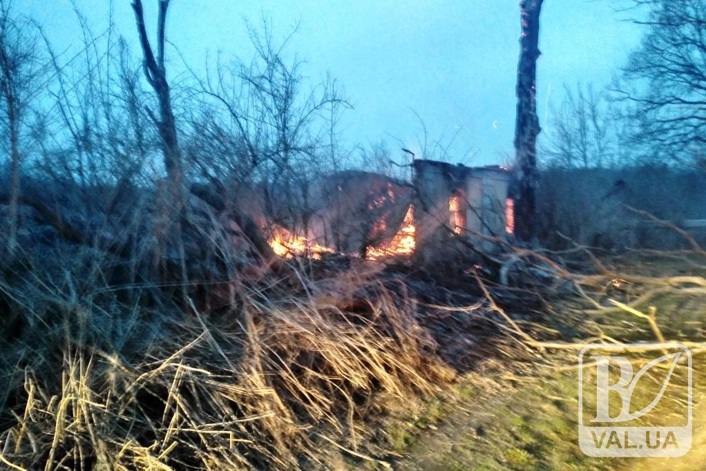 На Чернігівщині упродовж минулої доби вогнеборці ліквідували 14 пожеж. ФОТО