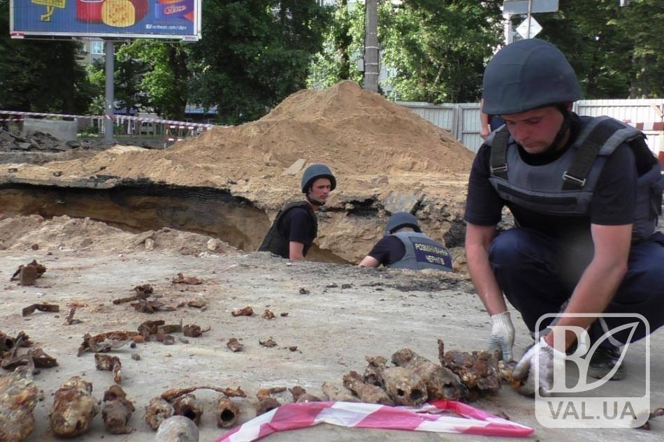 На перехресті Шевченка – Молодчого знайшли вже 122 вибухонебезпечних предмета