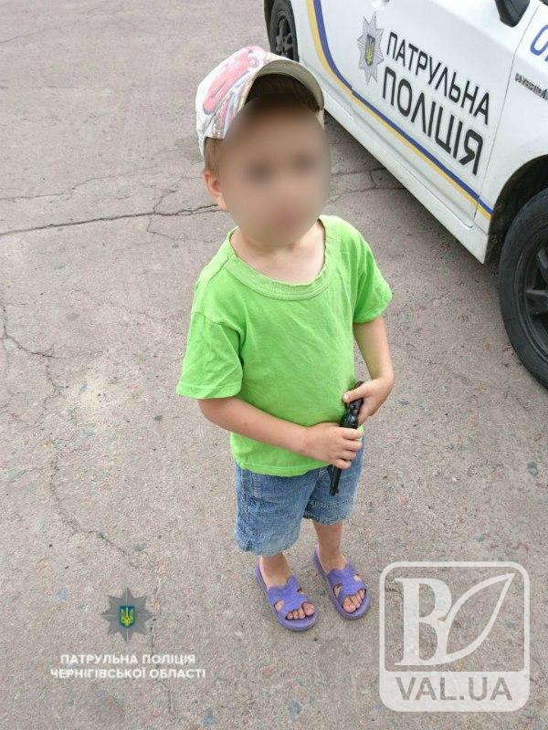 На вулиці Захисників України знайшли 6-річного хлопчика, який заблукав
