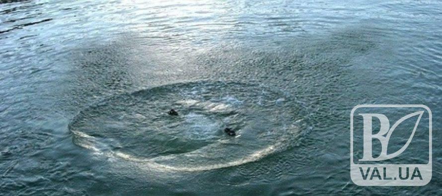 На Чернігівщині вода «забрала» життя двох чоловіків