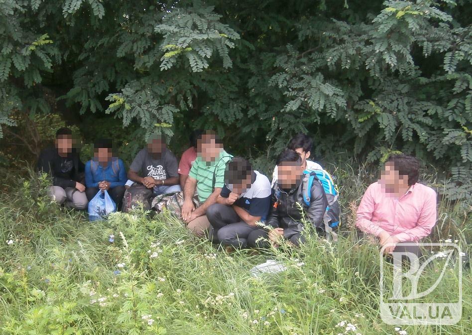 На Чернігівщині затримали 10 нелегалів