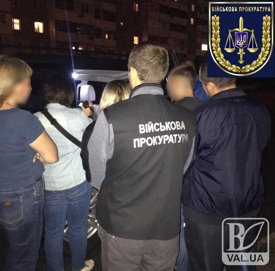 У Києві затримали наркоділків у погонах, які збували “товар” на Чернігівщині. ФОТО