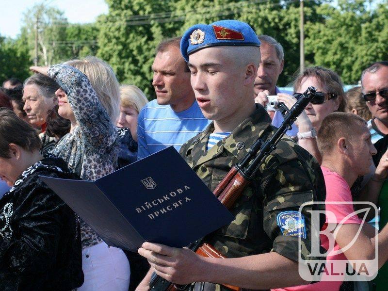 В Україні збільшили термін призову армію