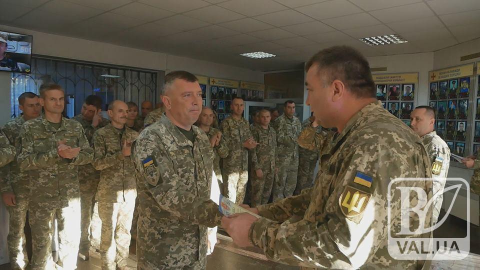В обласному військкоматі відзначили День захисника України. ВІДЕО