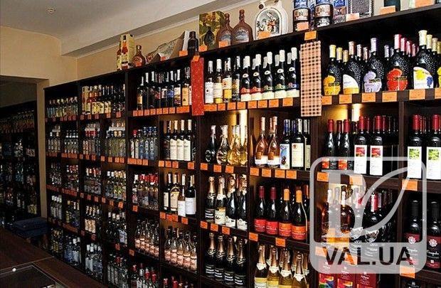 35-річна чернігівка систематично крала дорогий алкоголь у супермаркеті